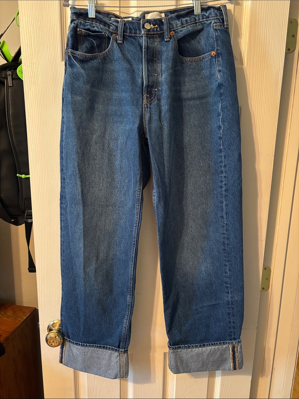 Universal Thread Straight Leg Blue Denim Jeans